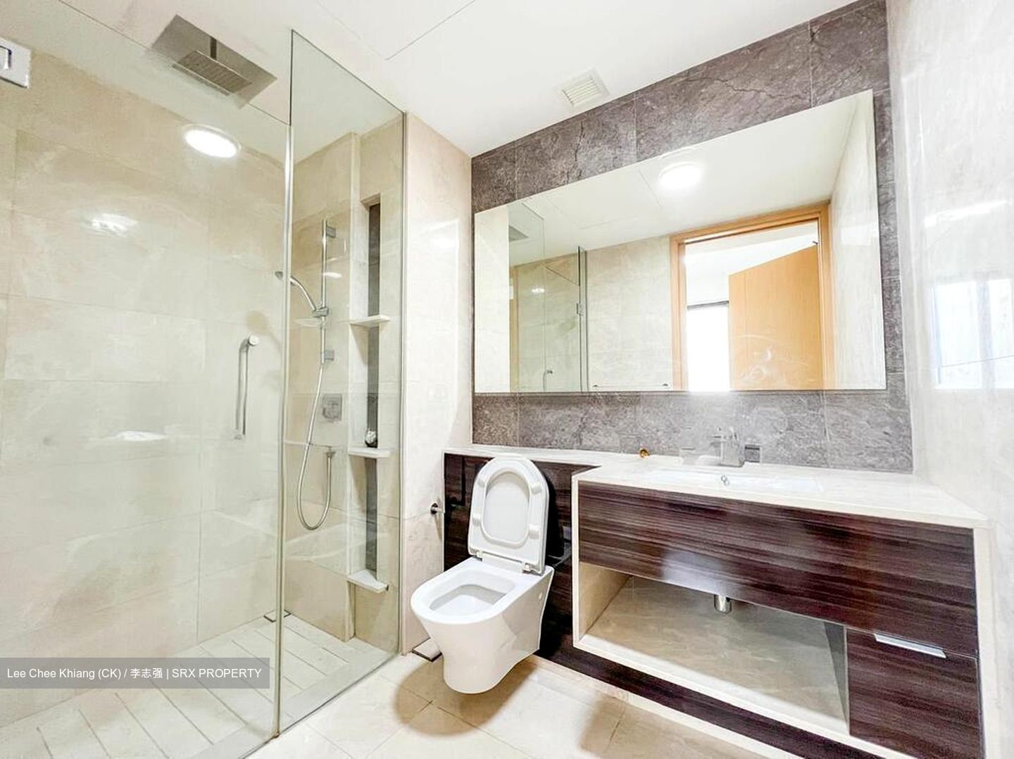 Commonwealth Towers (D3), Condominium #520434021